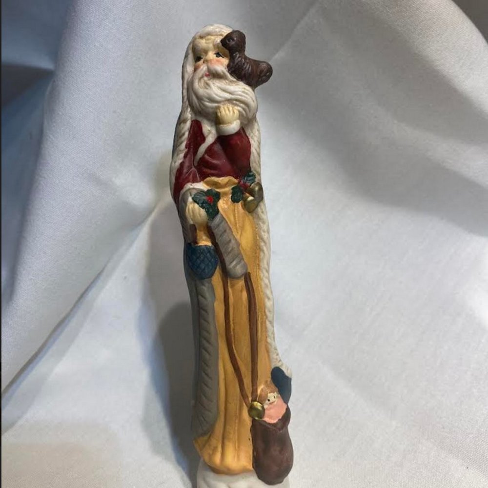 Holiday Traditions Santa Figurine Christmas in Original Box 7in